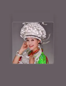 Escucha a 阿幼朵, mira videos musicales, lee su biografía, consulta las fechas de las gira y más.