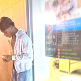 m i r r o r chrisblas!