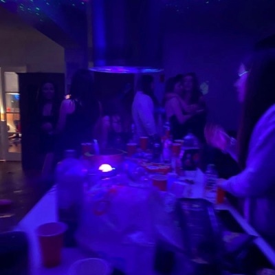 Too Crowded (feat. luh frostyy)