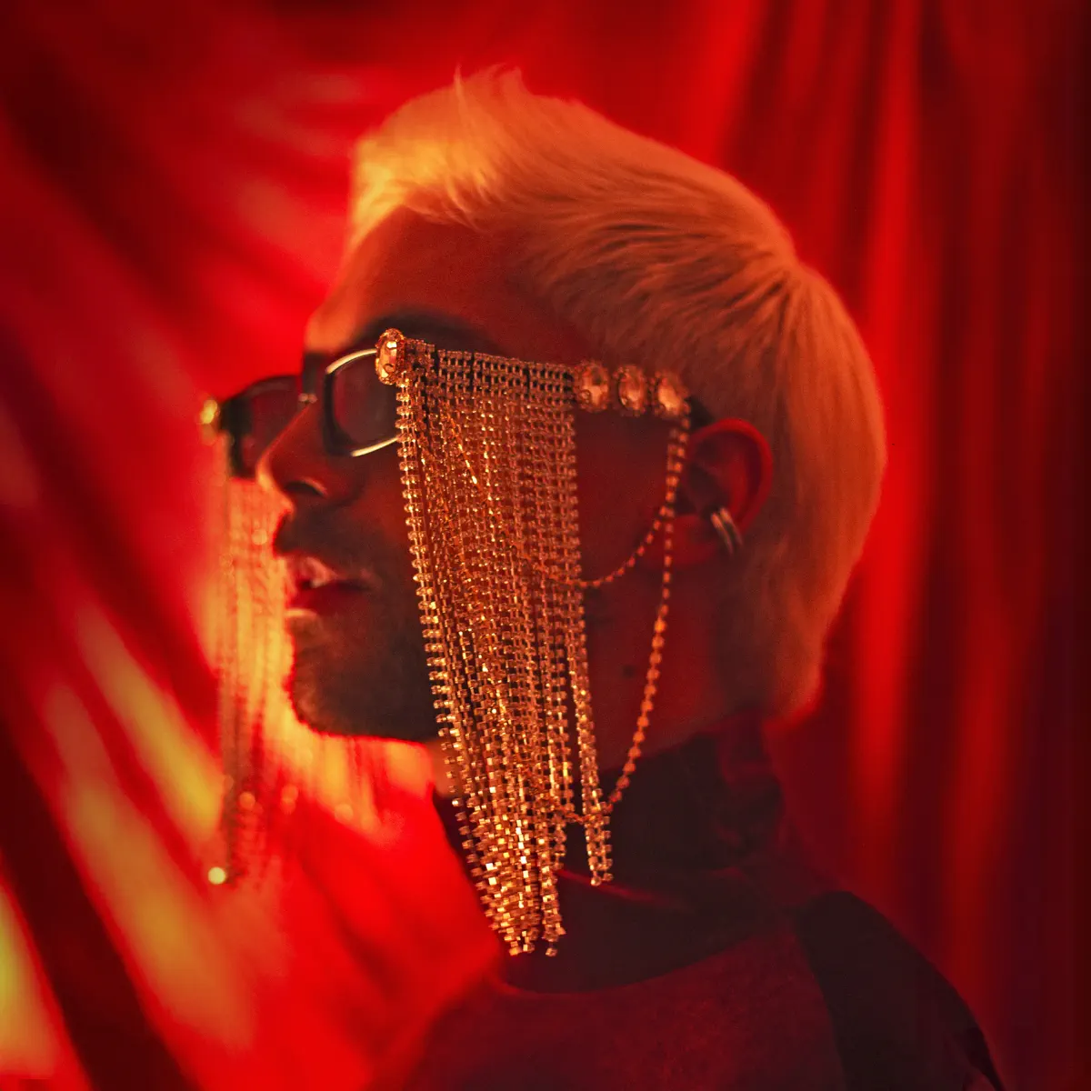 Johann Vera - Closet - Single (2024) [iTunes Plus AAC M4A]-新房子