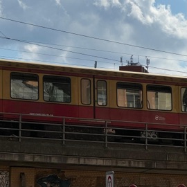 Front Left Romance projektbau