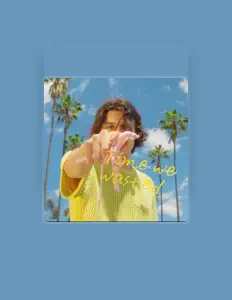 Poslechněte si interpreta Hotel Dolphine, sledujte hudební videa, přečtěte si životopis, podívejte se na data turné a další informace.