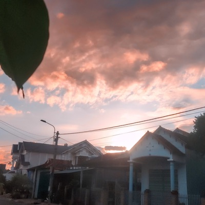 Chilling World - Single