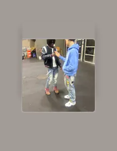 Ouve Jay White, vê vídeos de música, lê a biografia, vê as datas da digressão e muito mais!