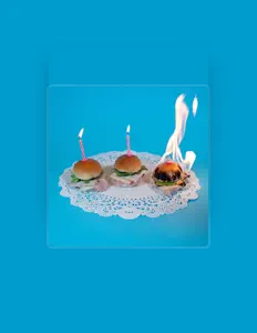 Hör dir Carbs an, schau dir Musikvideos an, lies die Biografie, finde Tourdaten und mehr!