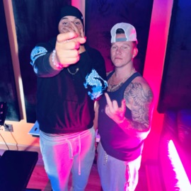 CROWN ROYAL (feat. NandoBandz) WE$ G