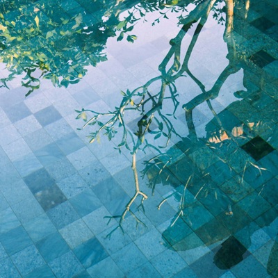 Song - Poolside - Moavii