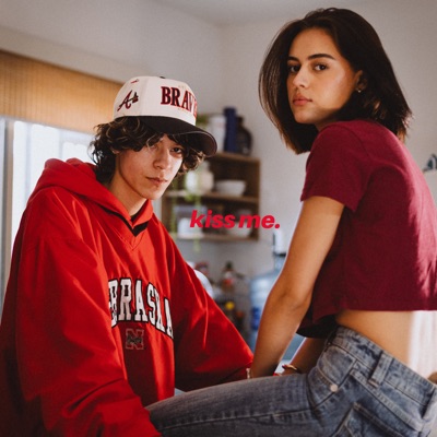 kiss me. - Single