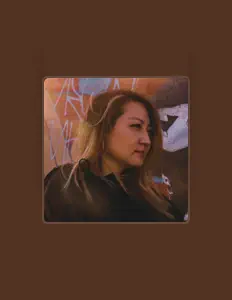 Ouve Freedom Heart, vê vídeos de música, lê a biografia, vê as datas da digressão e muito mais!