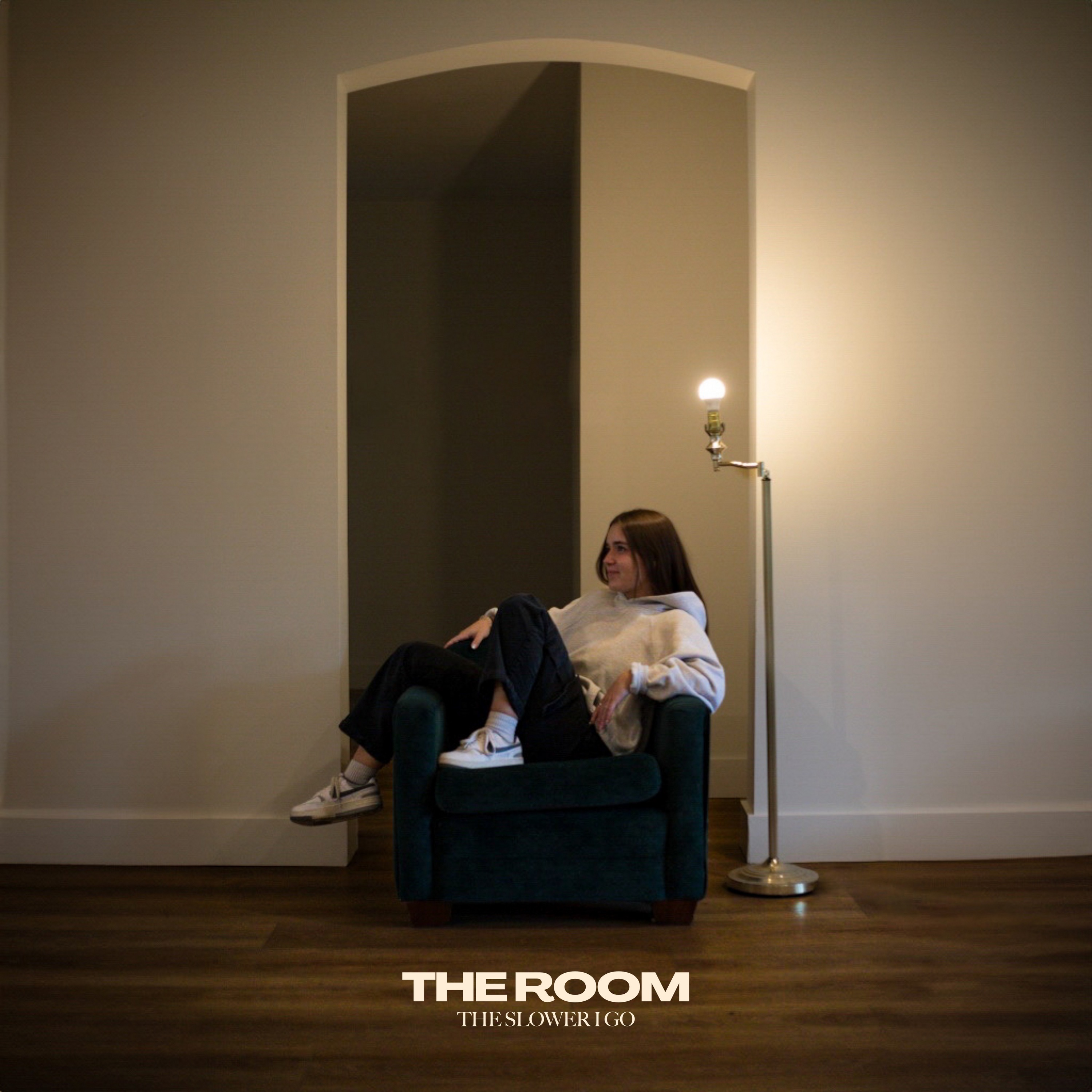 THE ROOM - Single