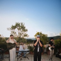 Live from Vale's rooftop - EP - Bueno