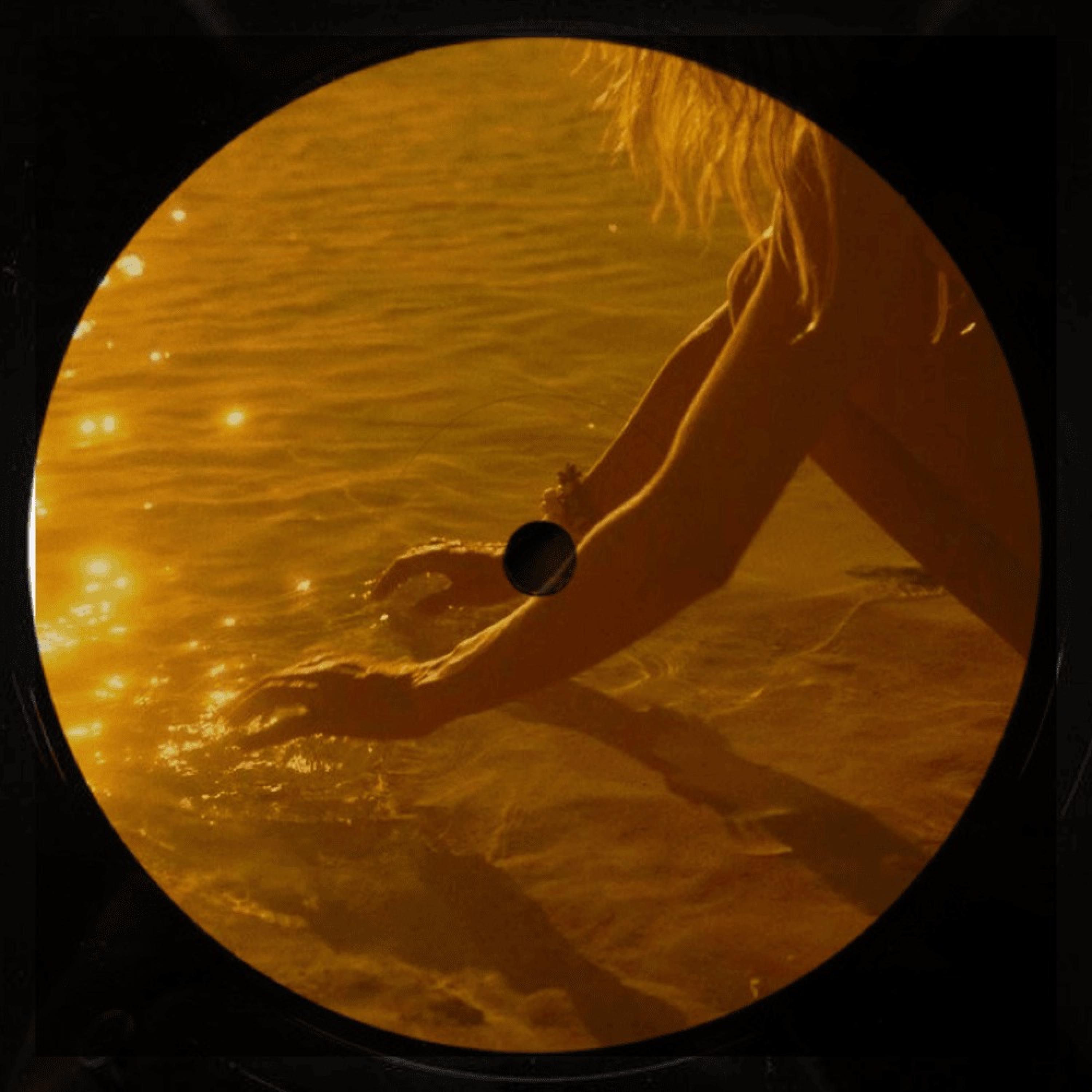 Love me down - Single