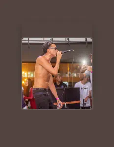 Escucha a MC GL, mira videos musicales, lee su biografía, consulta las fechas de las gira y más.