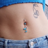 Bauchnabelpiercing artwork