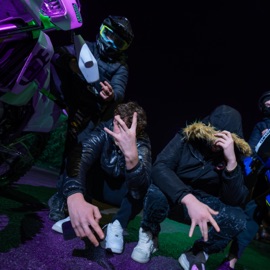 Giovane Capra B1 & Maxime