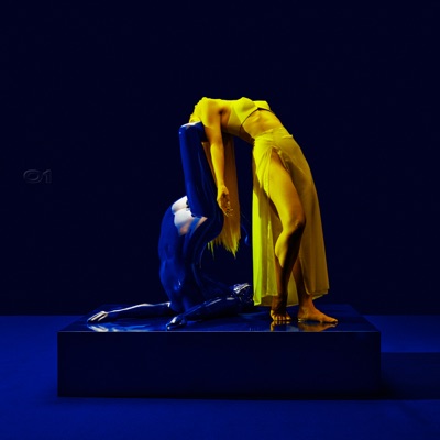 BALENCIAGA COVERED EYES - Single