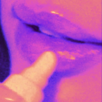 QUEVASAHACERHOY?? - Single