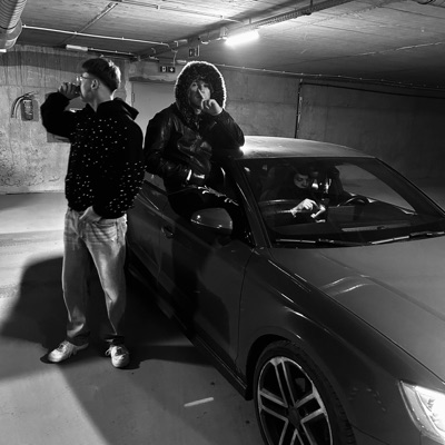 W CENTRUM (feat. mufi & wikut) - Single