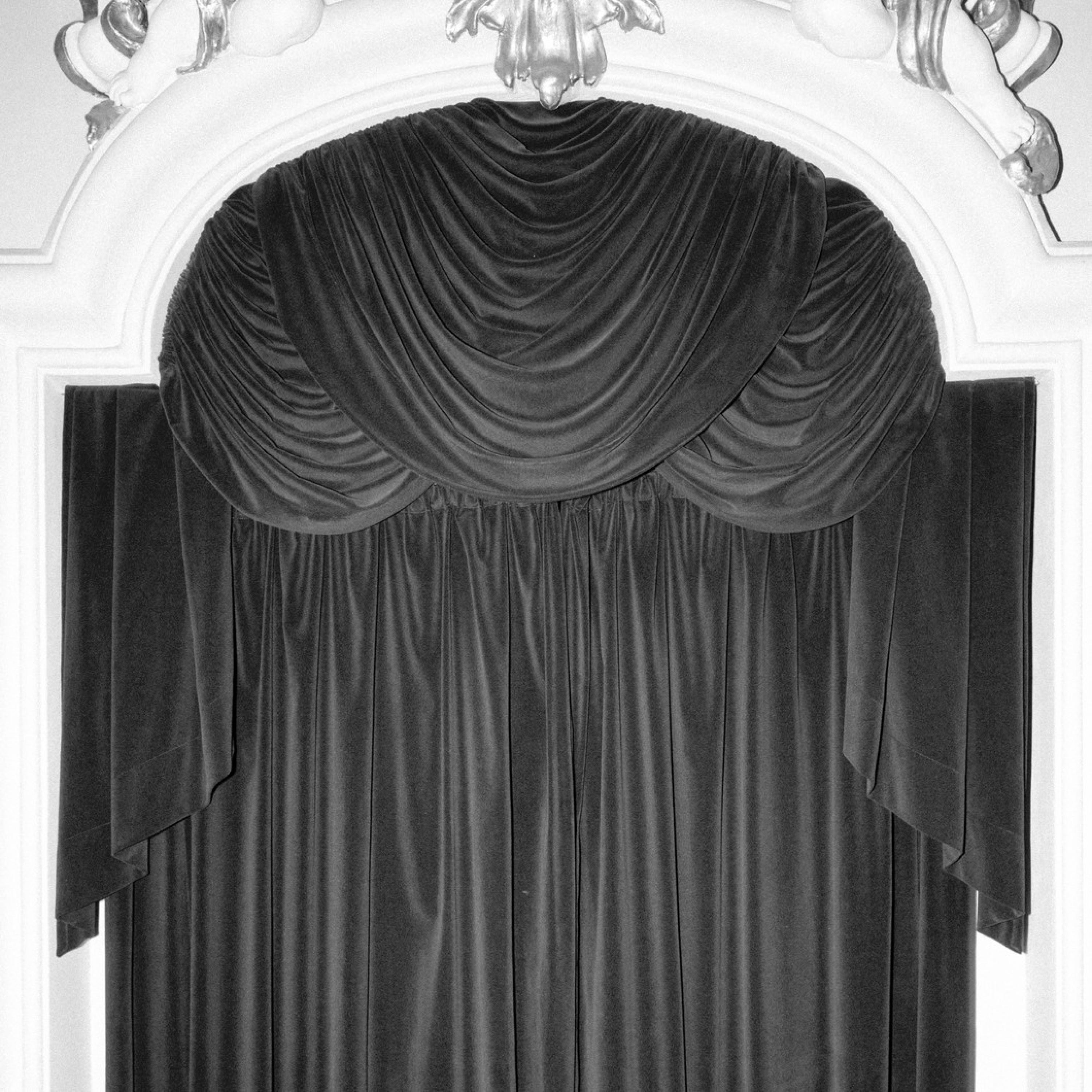 Otrā Plāna Aktrise - Single