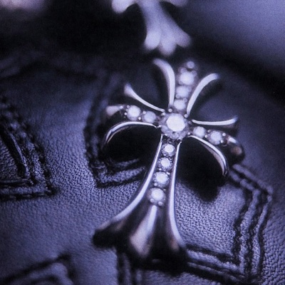 Chrome Hearts - Single