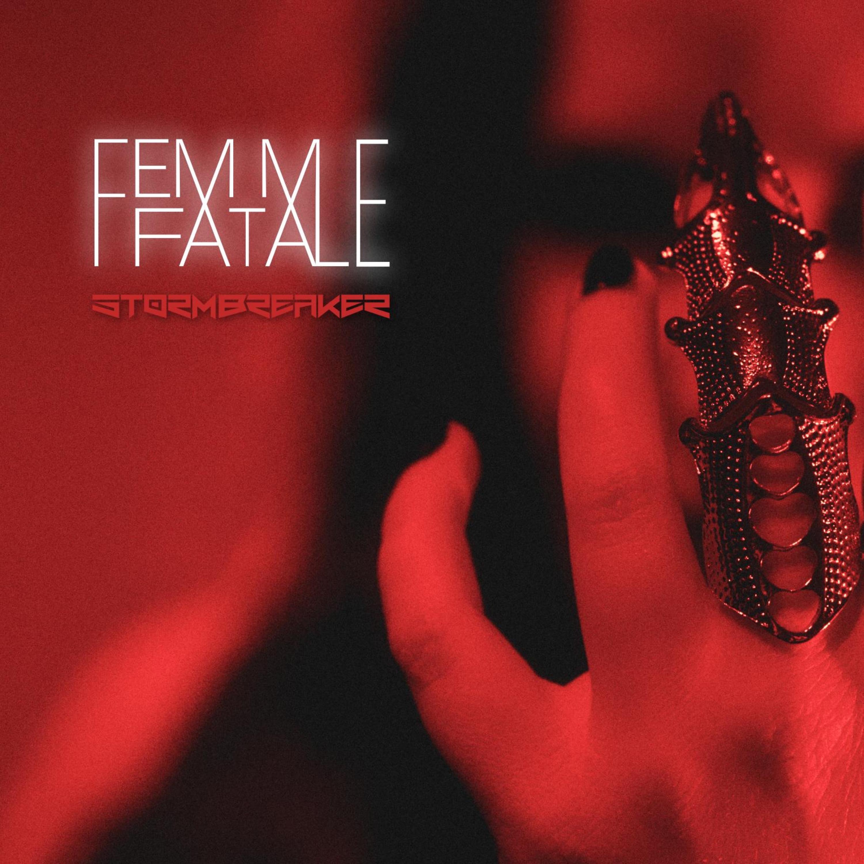 Femme Fatale - Single