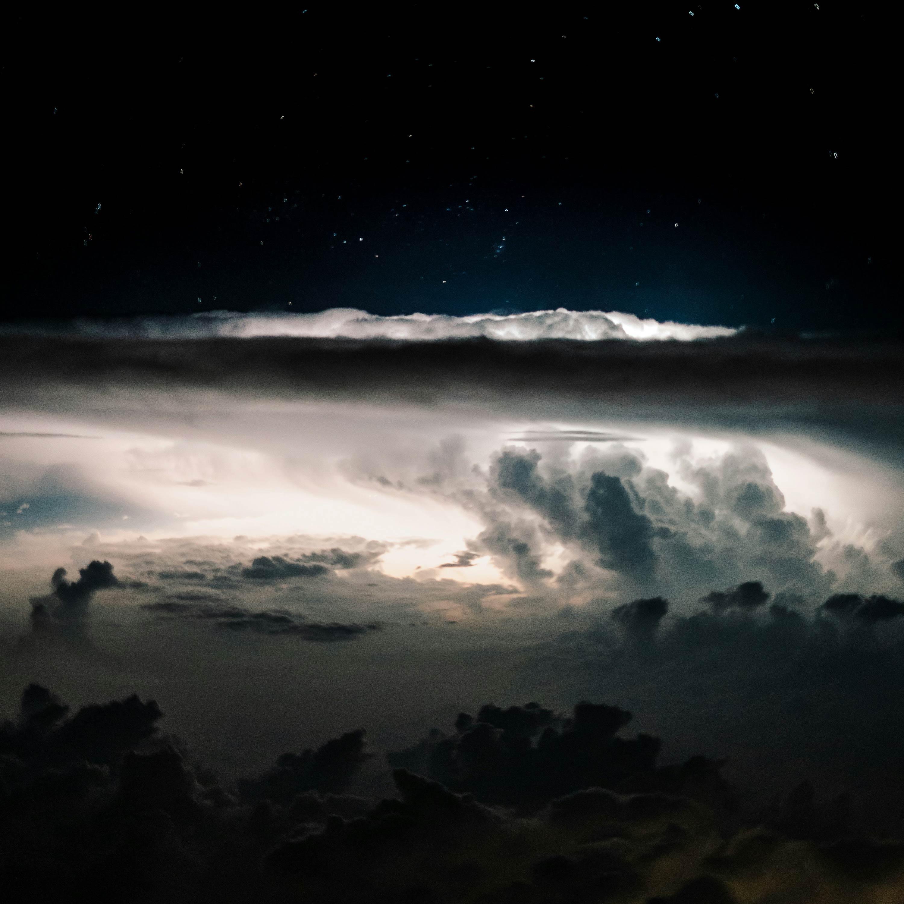 Kanye West (Runaway), image size:3000x3000