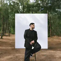 El Jardin — Mike Muñoz