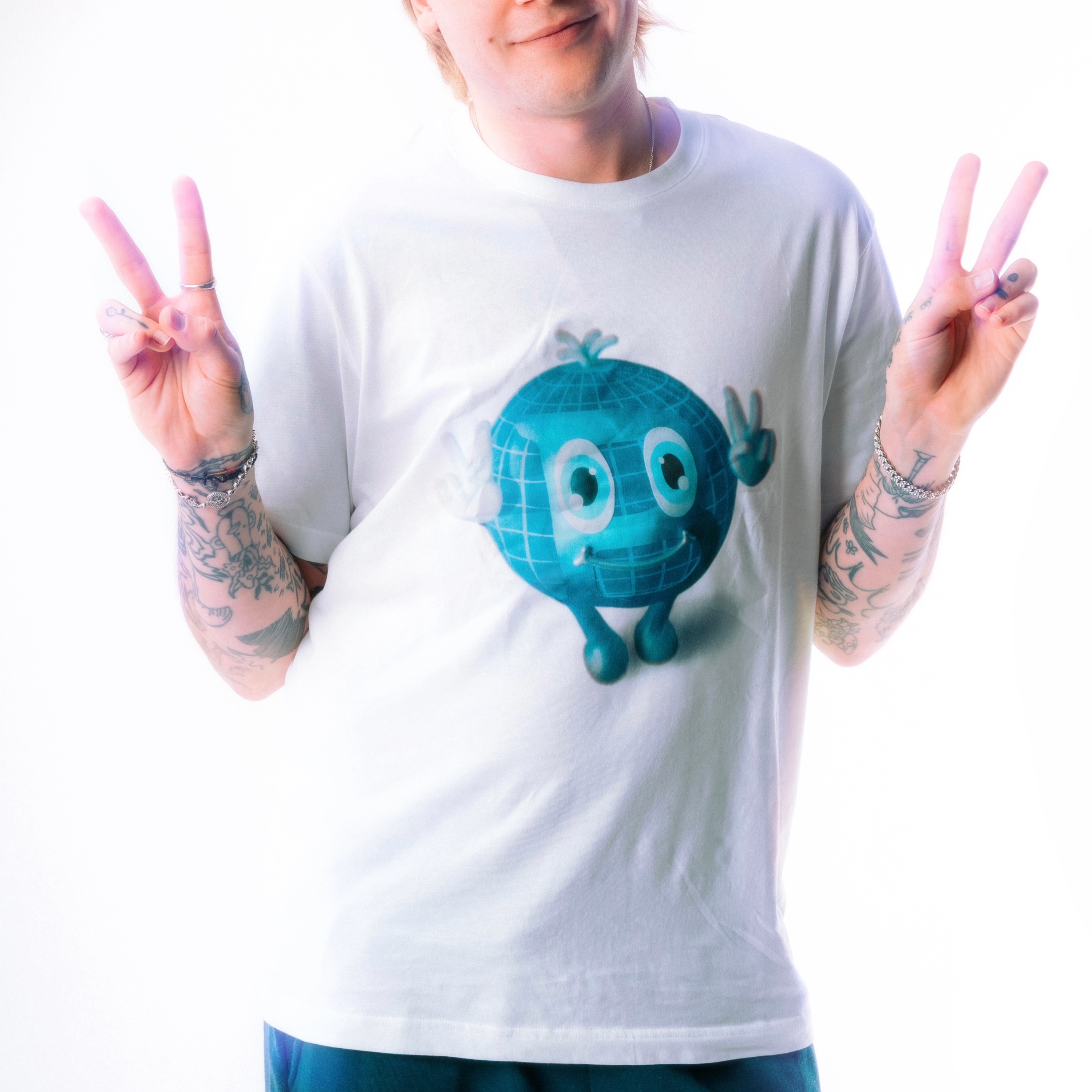 B. is pumpin - Single