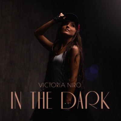 In the dark - Single