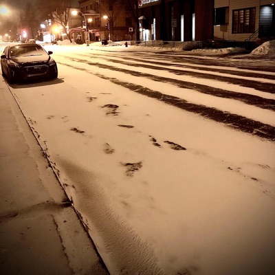 Alienated in the dead streets of 3 a.m. - Single