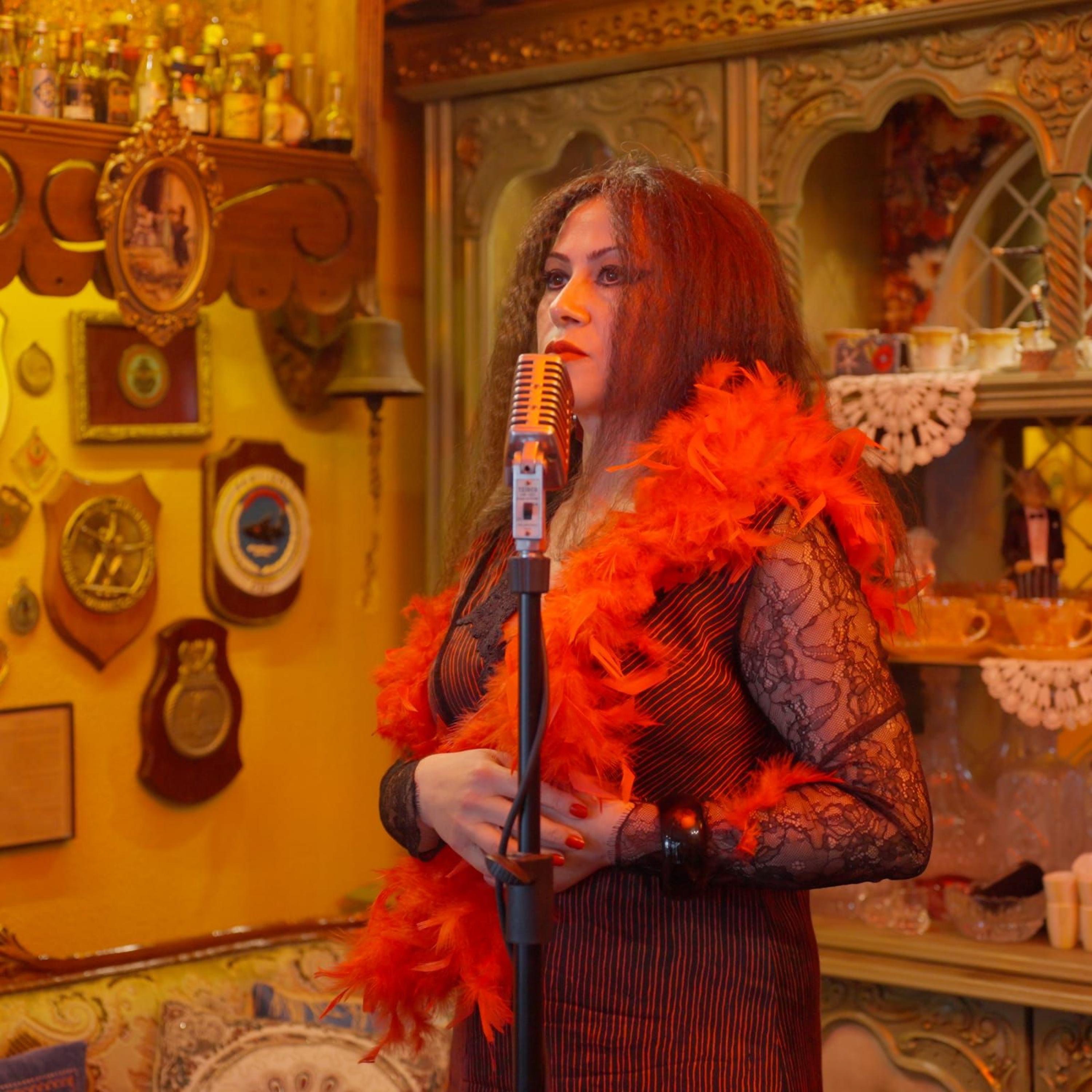 Begonvil Çiçekleri - Single