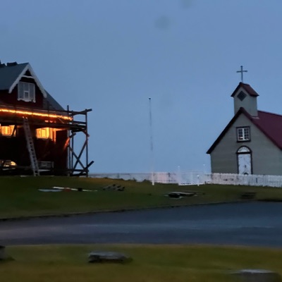 im falling again. - Single