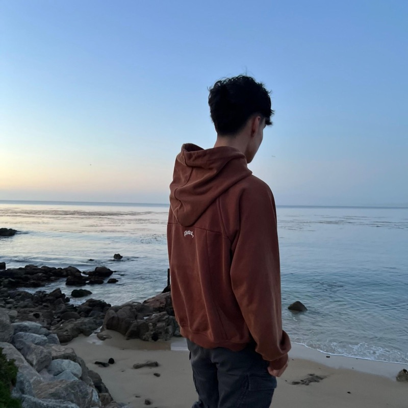 Moon (feat. Cadett & Ttysvince)