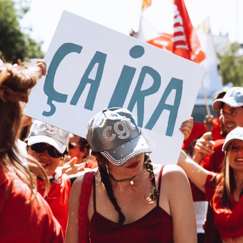 Ça ira (La Lutte est belle!) [feat. Les Ogres De Barback, Bonbon Vodou, Cali, Inès Pech, Les Vulves Assassines, Mouss et Hakim, Petite Gueule, Planète Boum Boum & Les Goguettes (en trio mais à quatre)] - Single
