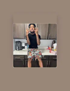 Vill3baby을(를) 듣고, 뮤직 비디오를 보고, 약력을 읽고, 투어 일정 등을 확인하세요!