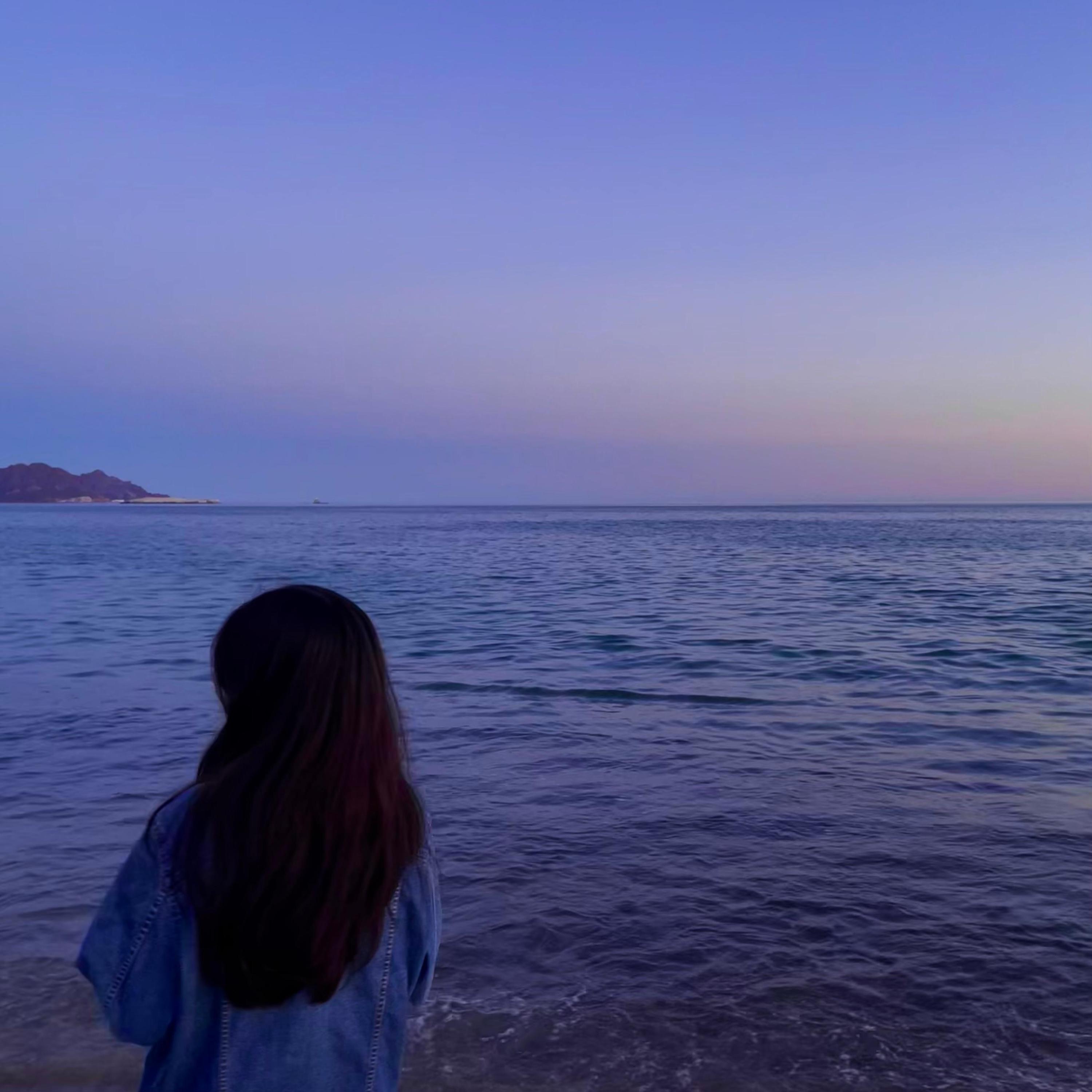 Man in the Moon with Liza Richardson - December 15, 1995