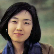 Kaya Hanを聴いたり、ミュージックビデオを鑑賞したり、経歴やツアー日程などを確認したりしましょう！