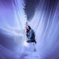 Baska Biri — Selin