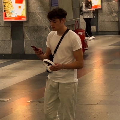 Louis Vuitton - Single