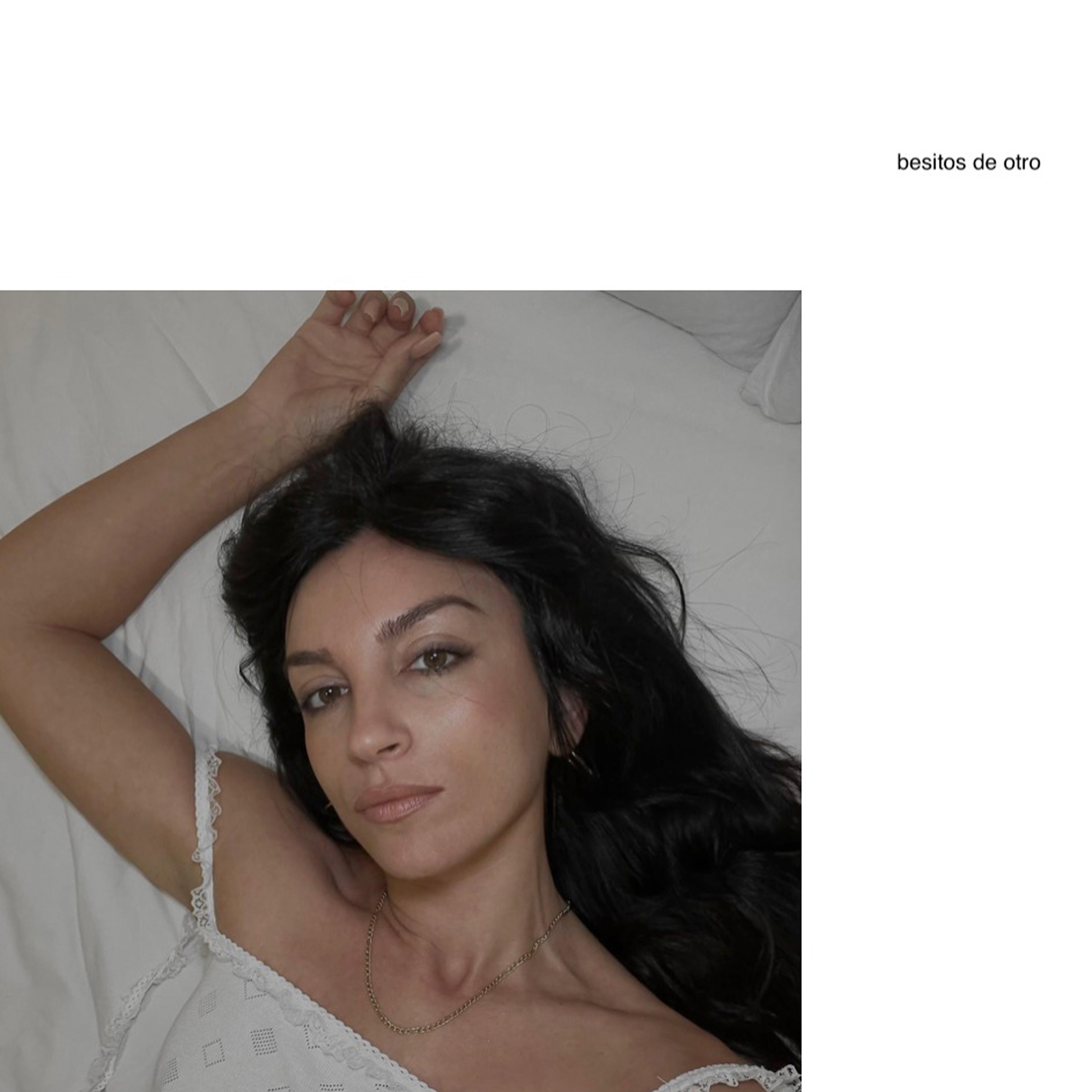 BESITOS DE OTRO - Single