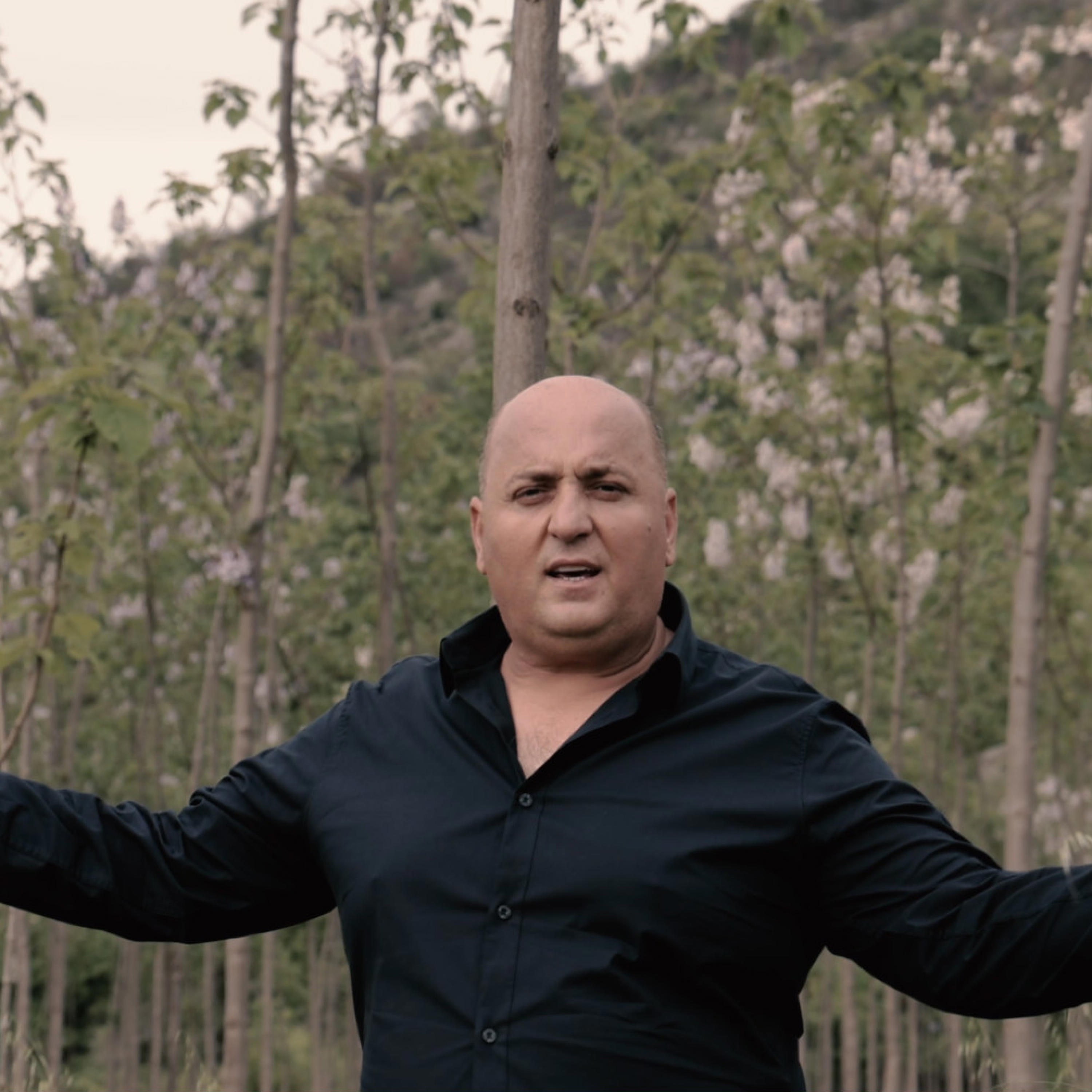 LEKE DEDVUKAJ - ATJE LARG ESHTE MALESIA