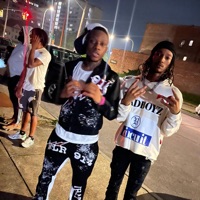 PULL YO SKIRT UP (feat. Flexbro Spazz) - Single - Melly DTY