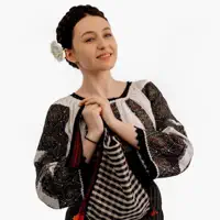 Lelișoară frumușică — Ioana Filip