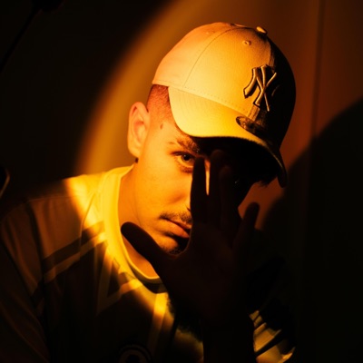 ESSERE FAMOSI - Single