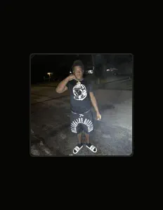 Écoutez 100ballpolo, regardez des vidéoclips, lisez la biographie, consultez les dates de tournée et plus encore !