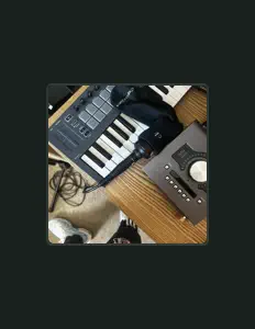 聆聽 moxy's archive、觀看音樂影片、閱讀小傳、查看巡演日期等！