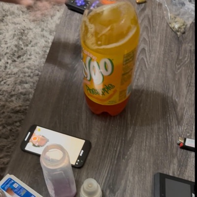 Meet the button (feat. Junni3 & Yaviii) - Single