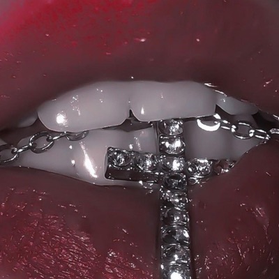 Esa Chain - Single