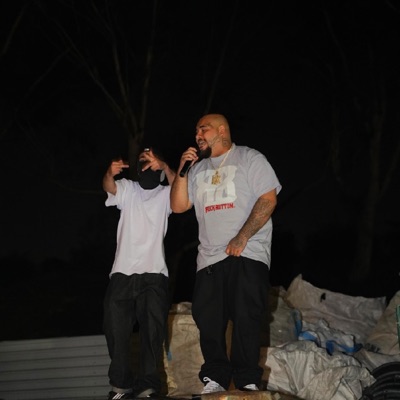 6 feet deep Ft. chavomr102 - Single