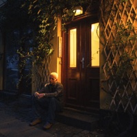 Home - Single - Maximillian